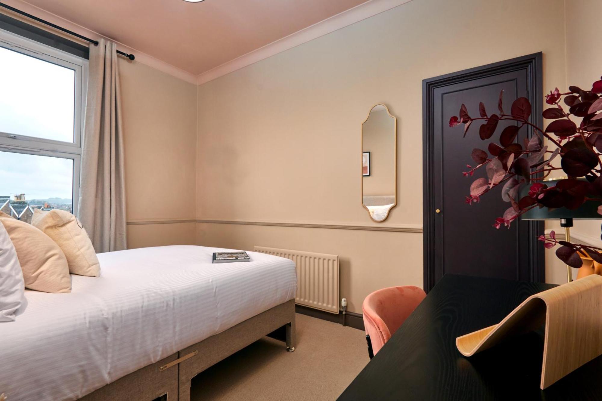 Settle In Winchester - Stylish Self Check-In Rooms מראה חיצוני תמונה