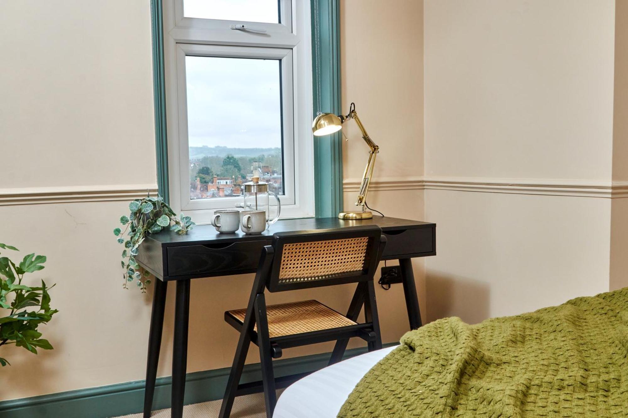Settle In Winchester - Stylish Self Check-In Rooms מראה חיצוני תמונה