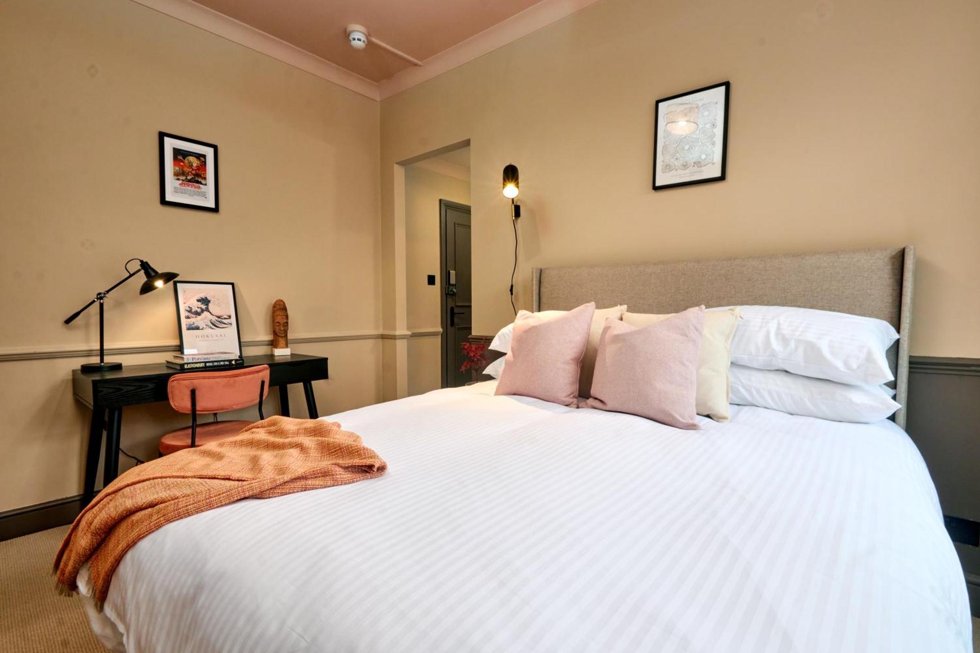 Settle In Winchester - Stylish Self Check-In Rooms מראה חיצוני תמונה