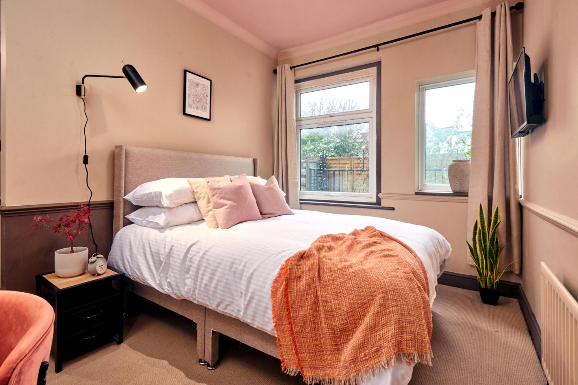 Settle In Winchester - Stylish Self Check-In Rooms מראה חיצוני תמונה